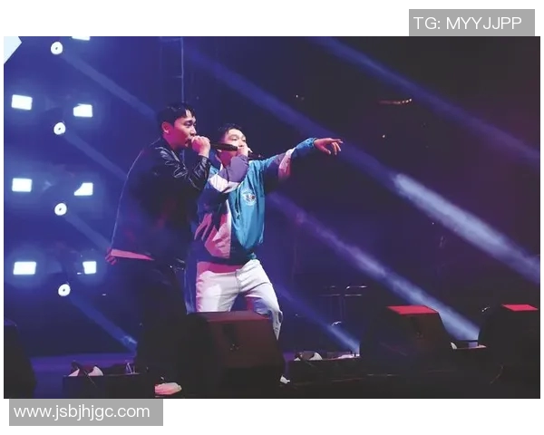 足球明星热血歌曲汇总尽享激情与荣耀的音乐盛宴