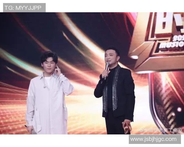李晓勇:从平凡少年到篮球明星的奋斗历程与荣耀时刻 李晓勇:从平凡少年到篮球明星的奋斗历程与荣耀时刻